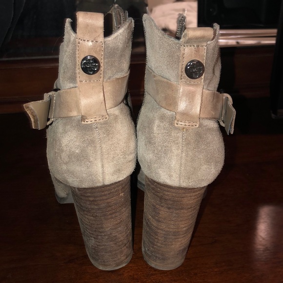COPY - Guess suede ankle boots - Picture 3 of 4